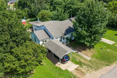 View/Area - 220 N 43rd St, Fort Smith, AR 72903 photo 1 of 8