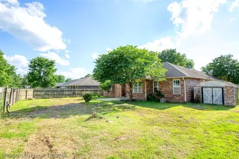 Exterior - 400 Village Dr, Lavaca, AR 72941 photo 6 of 11