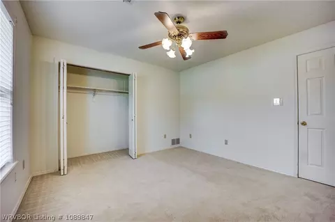 Bedroom - 5009 S 94th St, Fort Smith, AR 72903 photo 5 of 7