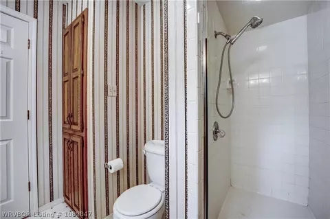 Bath - 5009 S 94th St, Fort Smith, AR 72903 photo 2 of 3