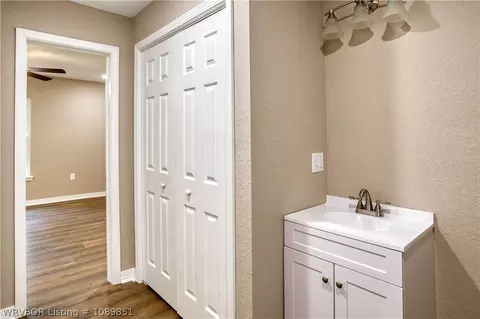 Entry Way - 602 Duncan, Pocola, OK 74902 photo 3 of 3