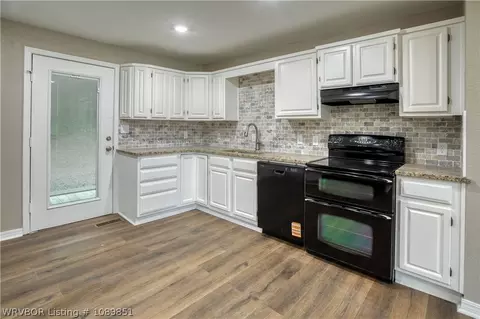 Kitchen - 602 Duncan, Pocola, OK 74902 photo 2 of 2
