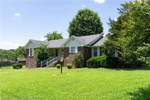 407 W Robert St, Poteau, OK 74953