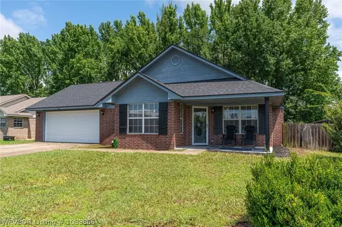 400 Emily Dr, Alma, AR 72921 photo 1