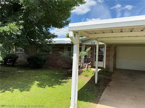 Exterior - 206 Maple Dr, Pocola, OK 74902 photo 3 of 6