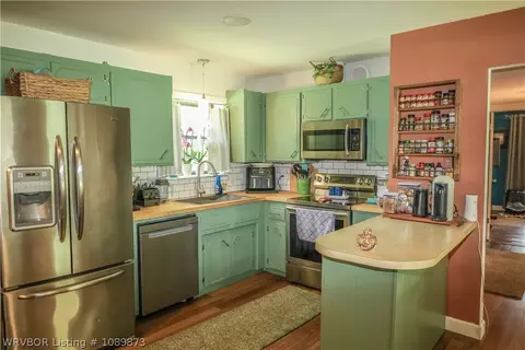 Kitchen - 300 N 4th St, Lavaca, AR 72941 photo 1 of 2