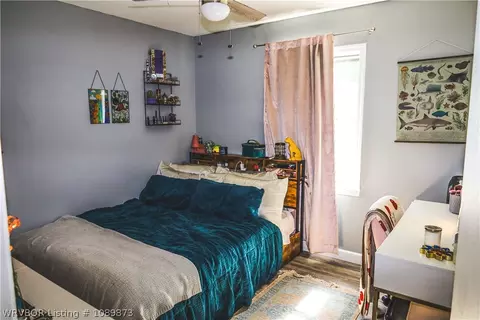 Bedroom - 300 N 4th St, Lavaca, AR 72941 photo 1 of 7
