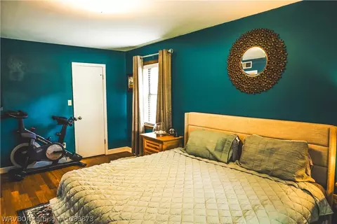 Bedroom - 300 N 4th St, Lavaca, AR 72941 photo 7 of 7
