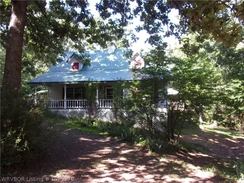 1286 County Road 3151, Hartman, AR 72840