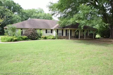 476156 E 1130 Rd, Muldrow, OK 74948
