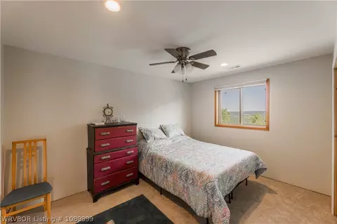 Bedroom - 10022 W Devils Den Rd, Winslow, AR 72959 photo 5 of 8