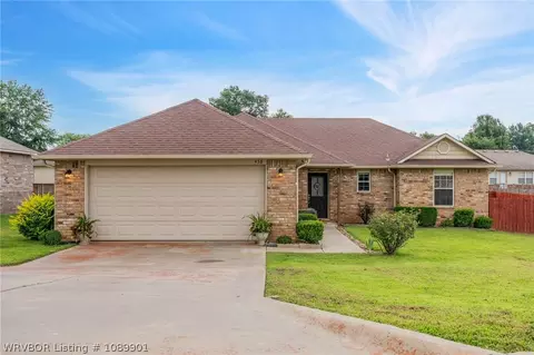 Exterior - 438 Mildred Ct, Alma, AR 72921 photo 2 of 5