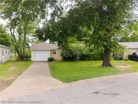 Exterior - 1903 Wirsing Ave, Fort Smith, AR 72904 photo 6 of 7