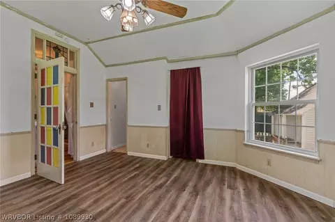Bedroom - 109 N 16th St, Fort Smith, AR 72901 photo 2 of 4