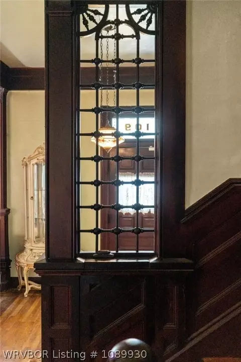 Entry Way - 109 N 16th St, Fort Smith, AR 72901 photo 3 of 10