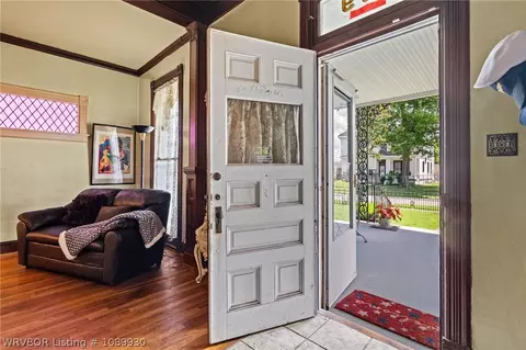 Entry Way - 109 N 16th St, Fort Smith, AR 72901 photo 1 of 10