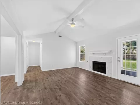 Living - 7701 S 24th, Fort Smith, AR 72908 photo 3 of 5