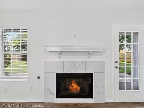 Living - 7701 S 24th, Fort Smith, AR 72908 photo 5 of 5