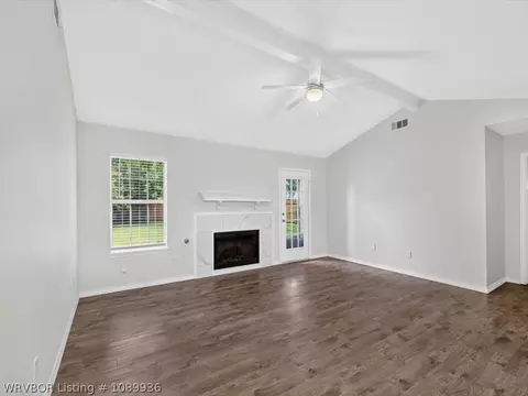 Living - 7701 S 24th, Fort Smith, AR 72908 photo 1 of 5