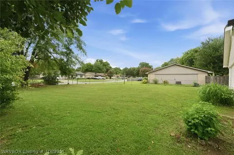 Exterior - 8500 S 35th Ter, Fort Smith, AR 72908 photo 5 of 7