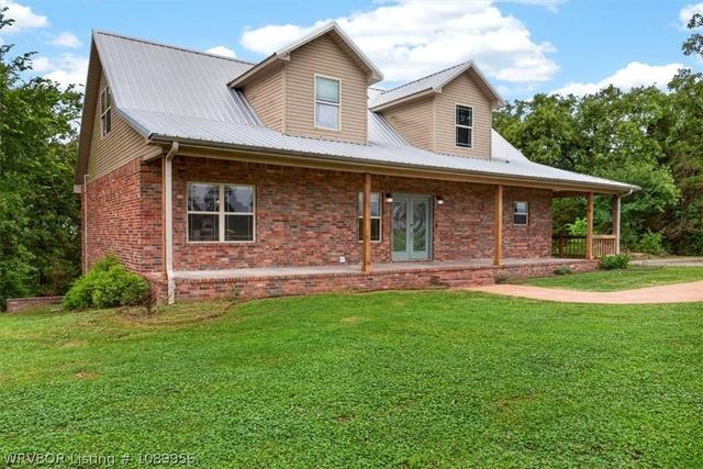 476911 E 1090 Rd, Roland, OK 74954