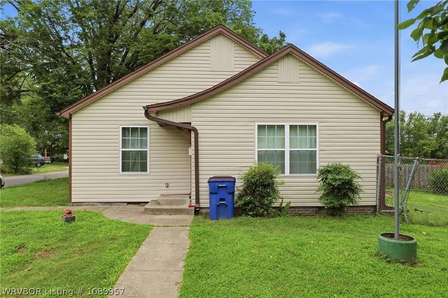 2400 Birnie Ave, Fort Smith, AR 72904