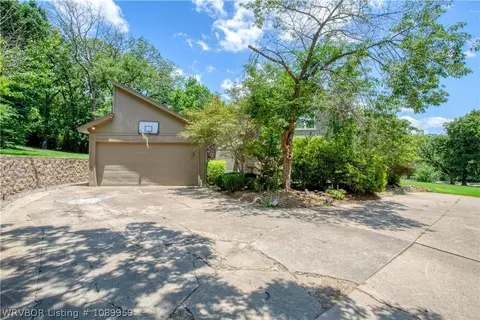 Exterior - 4111 Cruce Hill Dr, Fort Smith, AR 72901 photo 9 of 10