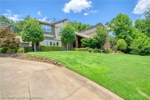 4111 Cruce Hill Dr, Fort Smith, AR 72901