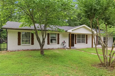 Exterior - 3635 Willow St, Fort Smith, AR 72904 photo 2 of 6