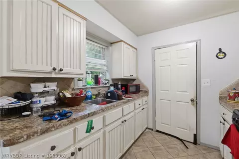 Entry Way - 3635 Willow St, Fort Smith, AR 72904 photo 2 of 2