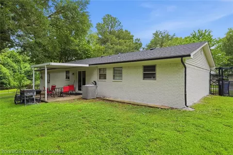 Exterior - 3635 Willow St, Fort Smith, AR 72904 photo 3 of 6