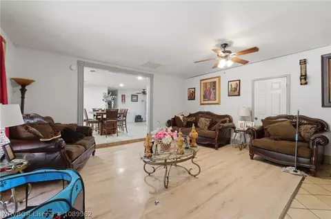 Living - 3635 Willow St, Fort Smith, AR 72904 photo 2 of 2