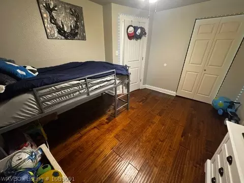 Bedroom - 404 Nixon Rd, Lavaca, AR 72941 photo 3 of 3