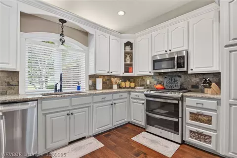 Kitchen - 6300 E Rye Hill Rd, Fort Smith, AR 72916 photo 1 of 5