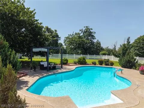 Exterior - 6300 E Rye Hill Rd, Fort Smith, AR 72916 photo 9 of 11