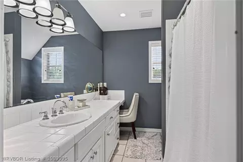 Bath - 6300 E Rye Hill Rd, Fort Smith, AR 72916 photo 6 of 8