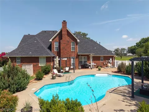 Exterior - 6300 E Rye Hill Rd, Fort Smith, AR 72916 photo 6 of 11