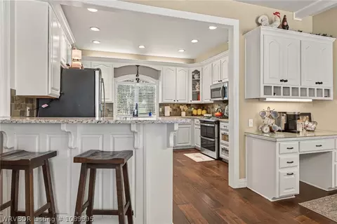 Kitchen - 6300 E Rye Hill Rd, Fort Smith, AR 72916 photo 5 of 5