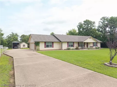477073 E 1085 Rd, Roland, OK 74954
