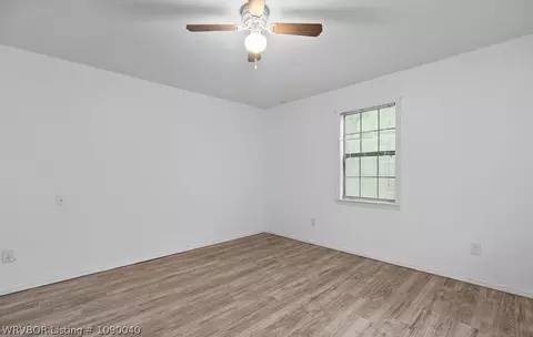 Bedroom - 1388 Diamond Rd, Waldron, AR 72958 photo 1 of 5