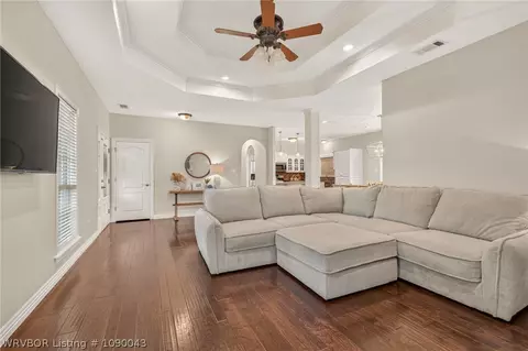 Living - 3425 Eagle Dr, Greenwood, AR 72936 photo 6 of 6