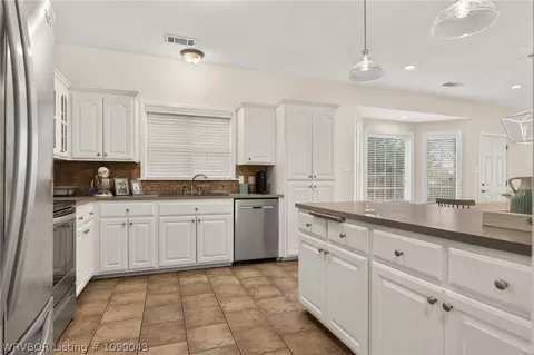 Kitchen - 3425 Eagle Dr, Greenwood, AR 72936 photo 1 of 5
