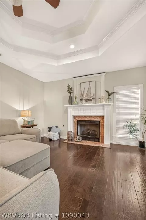 Living - 3425 Eagle Dr, Greenwood, AR 72936 photo 3 of 6