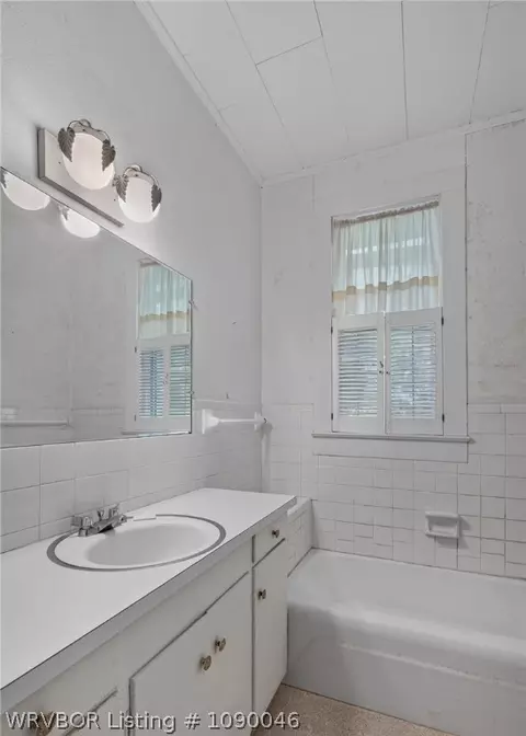 310 E Klan St, Paris, AR 72855 photo 19