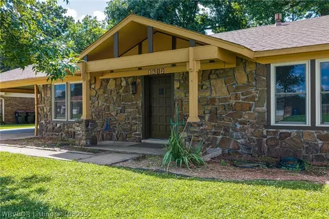 8612 Harvard Dr, Fort Smith, AR 72908 photo 3
