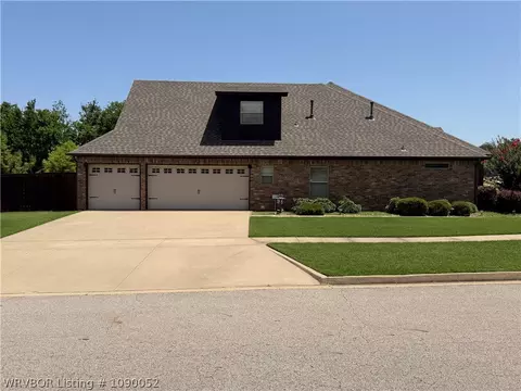Exterior - 8501 Reata St, Fort Smith, AR 72916 photo 4 of 11