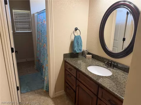 Bath - 8501 Reata St, Fort Smith, AR 72916 photo 4 of 5