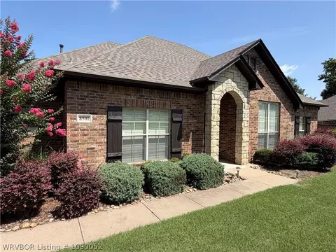 Exterior - 8501 Reata St, Fort Smith, AR 72916 photo 2 of 11