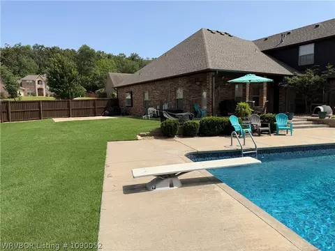 Exterior - 8501 Reata St, Fort Smith, AR 72916 photo 9 of 11