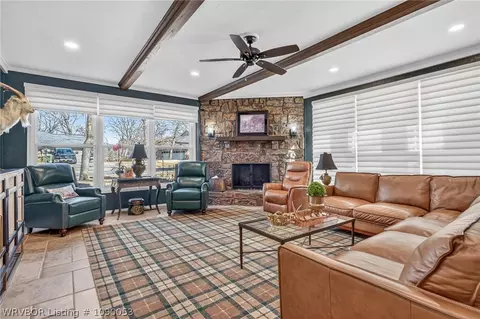 Living - 9801 Wellington Way, Fort Smith, AR 72908 photo 4 of 7